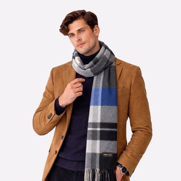 neutral winter fashion accessory
